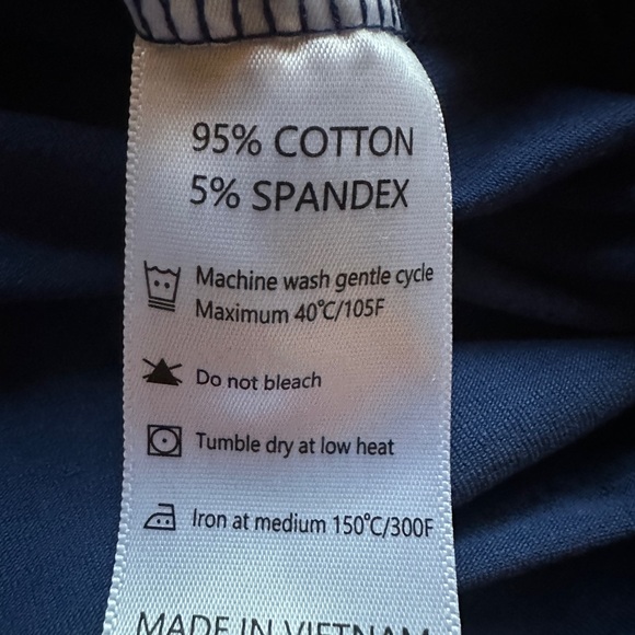 Southern Bay “Christmas Vacation”Smocked Shirt Size 6 - Picture 5 of 7